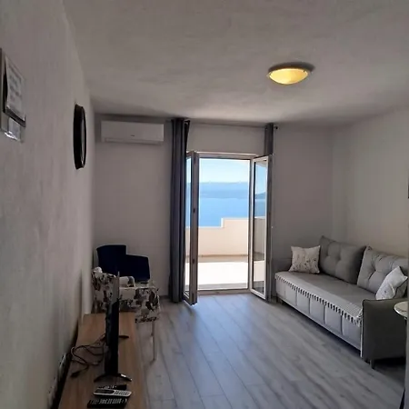 With Parking Spaces Rogoznica, Omis - 12906