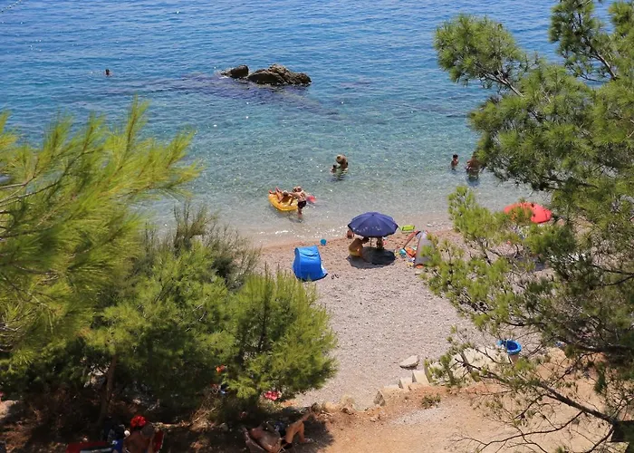 Lejlighed With Parking Spaces Rogoznica, Omis - 12906 *