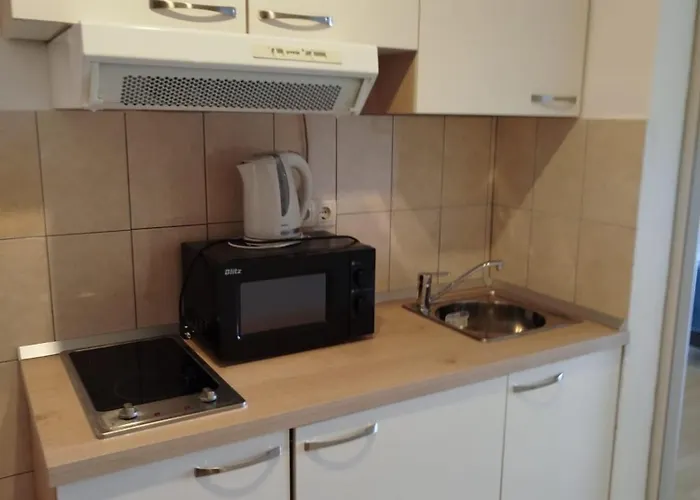 With Parking Spaces Rogoznica, Omis - 12906 Lejlighed