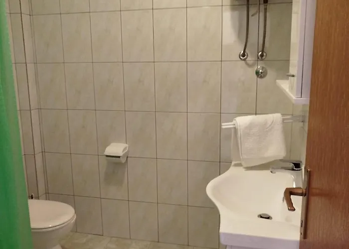 With Parking Spaces Rogoznica, Omis - 12906 Lejlighed Lokva Rogoznica